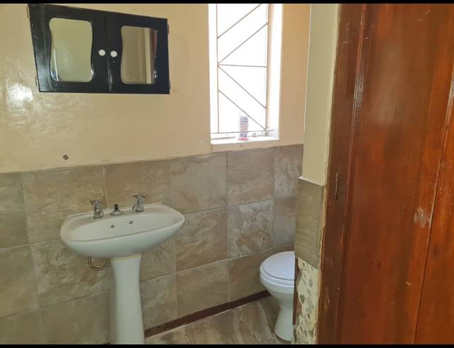 3 BEDROOM HOUSE TO LET IN GLENCOE